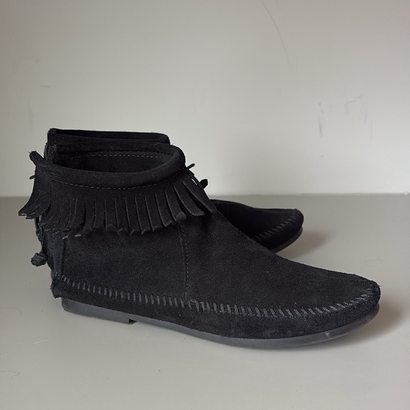 Minnetonka Back Zip Softsole Boot Size 7 - Picture 7 of 10